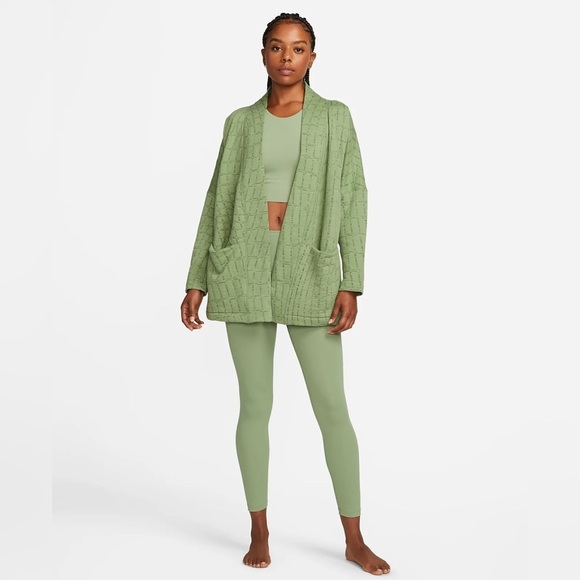 NEW NIKE - Yoga Therma-FIT Luxe​ Top - Picture 3 of 16